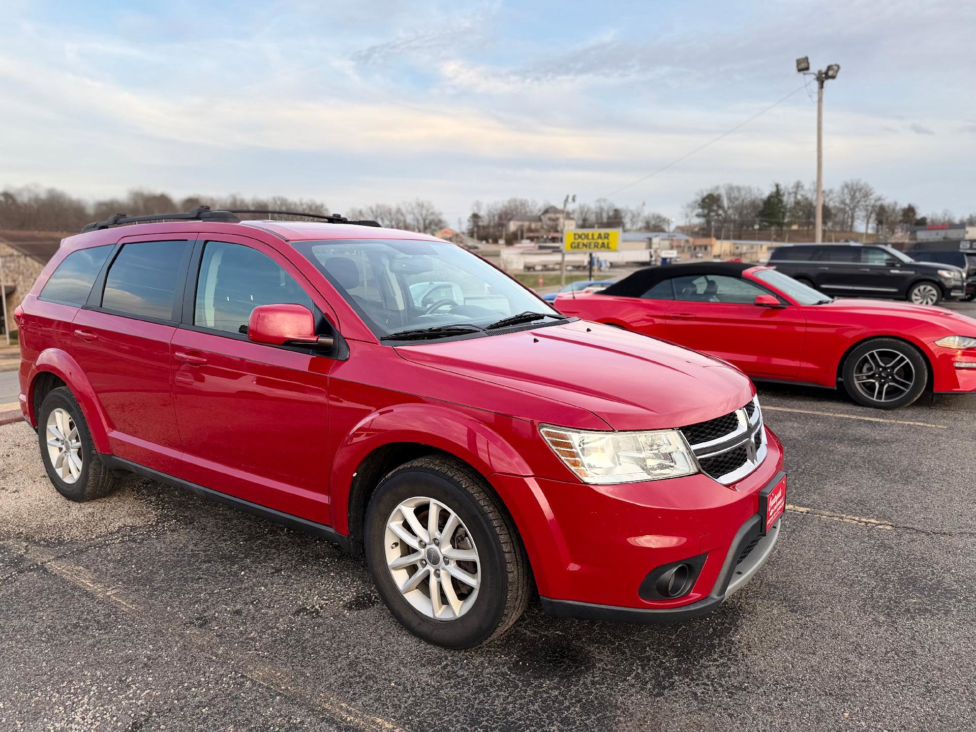 Used 2013 Dodge Journey SXT w/ Flexible Seating Group FWD image 1