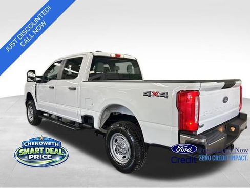 New 2026 Ford F250 4x4 Crew Cab Super Duty image 3