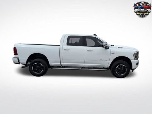 Used 2026 RAM 3500 Laramie AWD/4WD image 7