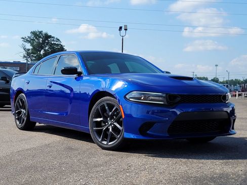 Used 2022 Dodge Charger GT w/ Blacktop Package RWD image 14