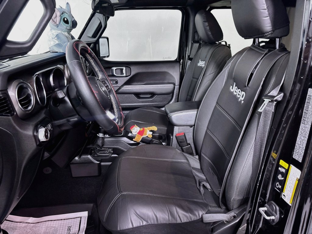 Used 2020 Jeep Wrangler Unlimited Sahara w/ LED Lighting Group AWD/4WD image 11