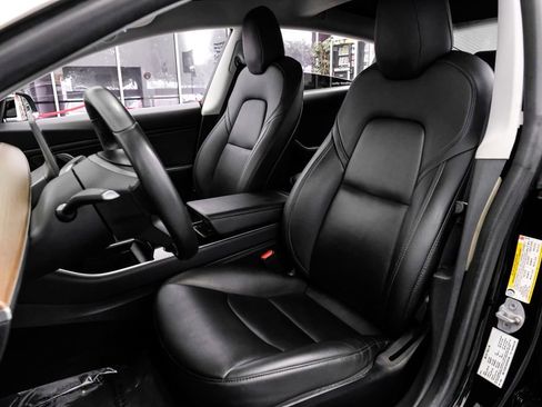 Used 2019 Tesla Model 3 Standard Range RWD image 36