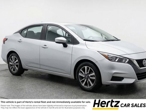 Used 2025 Nissan Versa SV FWD image 1