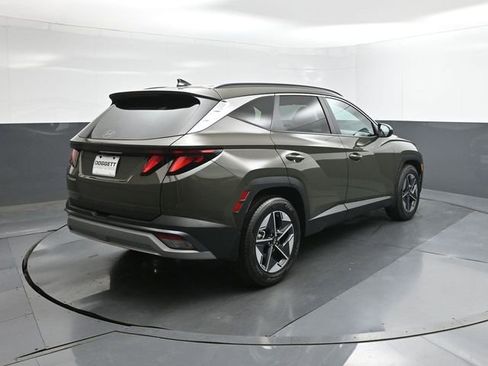 Used 2025 Hyundai Tucson SEL FWD image 8