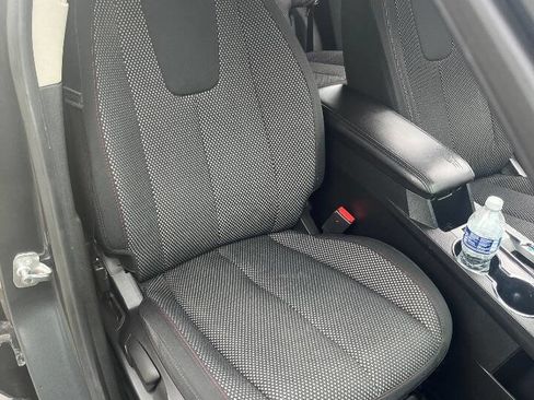 Used 2017 Chevrolet Equinox LT w/ Convenience Package AWD/4WD image 14