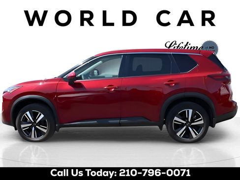 Used 2024 Nissan Rogue SL FWD image 5