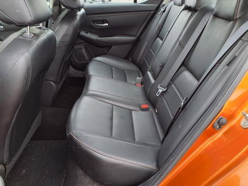 Used 2020 Nissan Sentra SR w/ Premium Package image 9