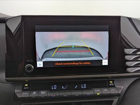 Used 2025 Toyota Camry LE FWD image 27