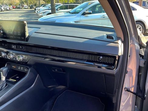 Certified 2024 Honda CR-V EX-L image 19