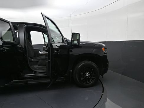 Used 2024 Chevrolet Silverado 1500 RST w/ Max Trailering Package AWD/4WD image 9