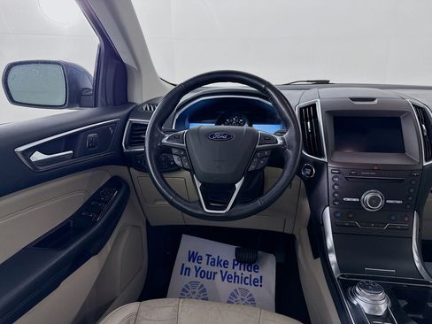 Used 2019 Ford Edge Titanium w/ Equipment Group 301A AWD/4WD image 24