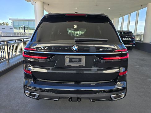New 2026 BMW X7 xDrive40i w/ M Sport Package image 3