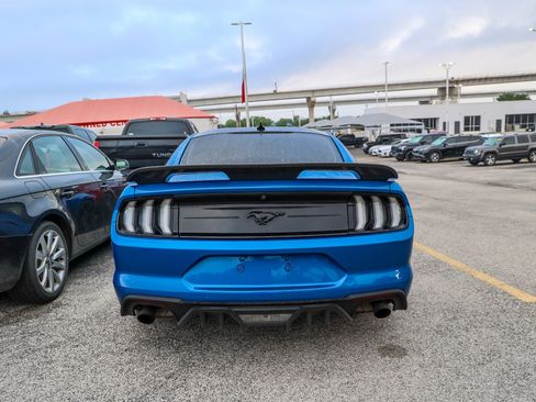 Used 2021 Ford Mustang Premium w/ Equipment Group 201A RWD image 7