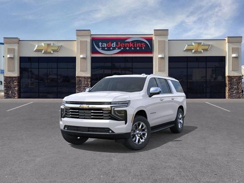 New 2025 Chevrolet Suburban Premier image 8