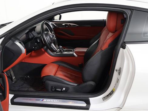 Used 2022 BMW M850i xDrive Coupe image 24