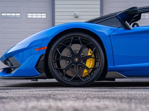 Used 2021 Lamborghini Aventador SVJ AWD/4WD image 65