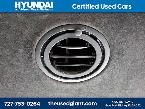 Used 2023 Hyundai Palisade Calligraphy image 19