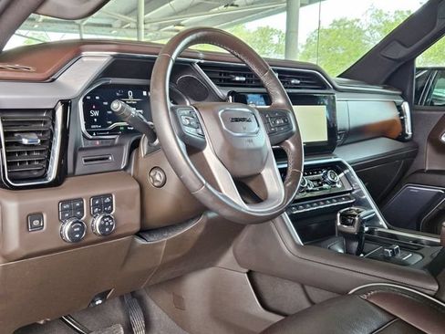Used 2022 GMC Sierra 1500 Denali AWD/4WD image 10