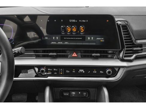 Used 2023 Kia Sportage EX image 5