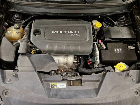 Used 2015 Jeep Cherokee Latitude image 24