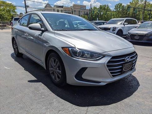 Used 2018 Hyundai Elantra SEL FWD image 6