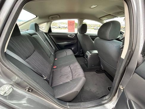 Used 2019 Nissan Sentra SV image 29