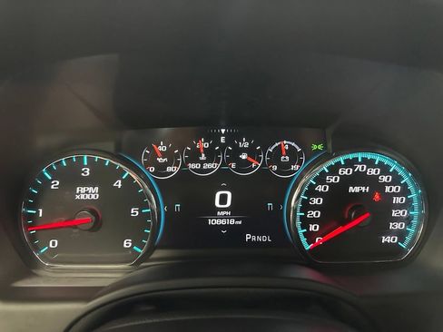 Used 2019 Chevrolet Tahoe Premier AWD/4WD image 23