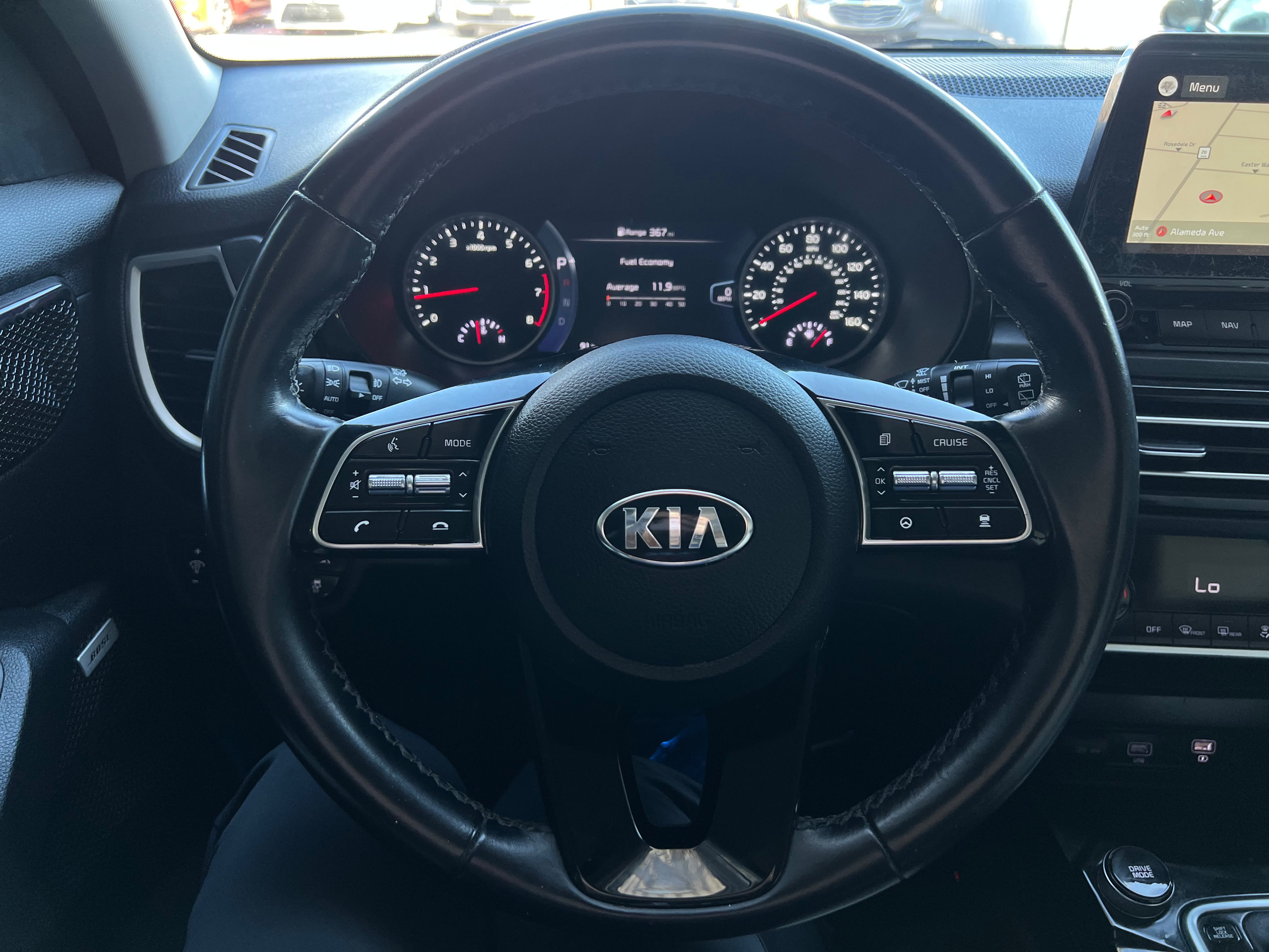 Used 2021 Kia Seltos SX w/ SX Sunroof Package AWD/4WD image 18