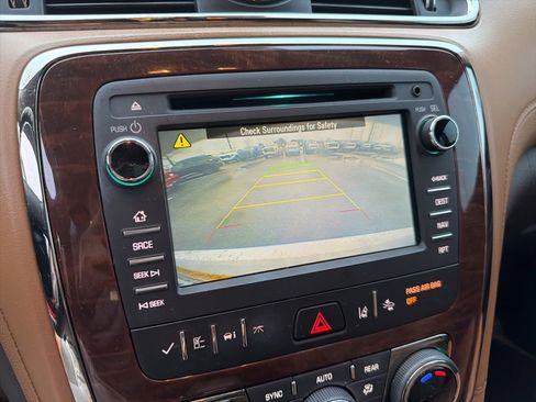 Used 2016 Buick Enclave Premium w/ Enclave Tuscan Edition image 22