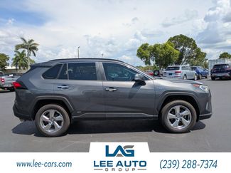Used 2020 Toyota RAV4 Limited w/ Limited Grade Weather Package AWD/4WD video 2