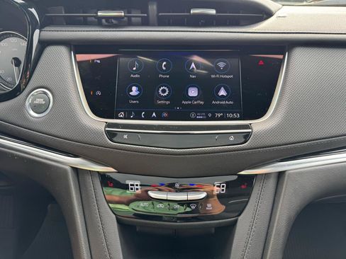 Used 2025 Cadillac XT5 Premium Luxury w/ LPO, Floor Liner Package AWD/4WD image 20