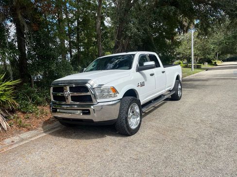 Used 2017 RAM 3500 ST image 10