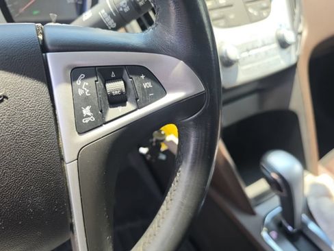 Used 2013 Chevrolet Equinox LTZ FWD image 16