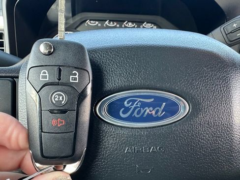 Used 2023 Ford F250 XLT AWD/4WD image 23