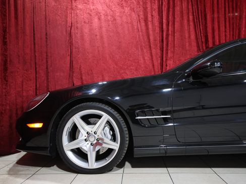 Used 2011 Mercedes-Benz SL 550 w/ Premium I Pkg image 5