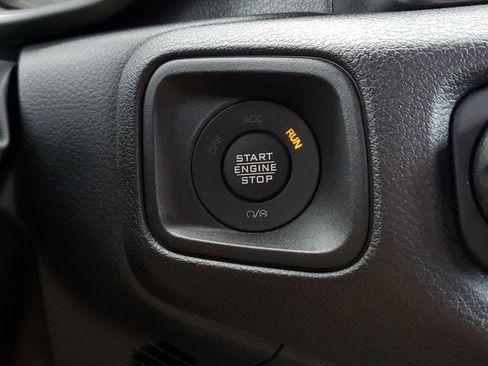 Certified 2025 Jeep Wrangler Sport AWD/4WD image 28