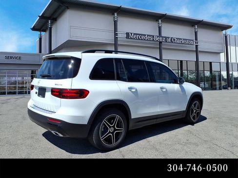 Used 2026 Mercedes-Benz GLB 250 4MATIC image 3