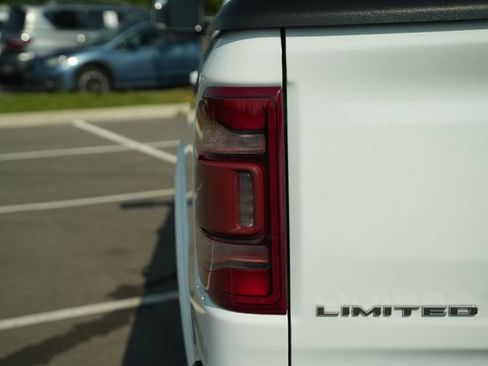 Used 2024 RAM 1500 Limited AWD/4WD image 47