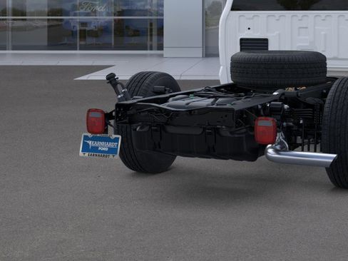 New 2025 Ford F350 XL image 21