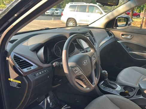 Used 2017 Hyundai Santa Fe Sport AWD/4WD image 13