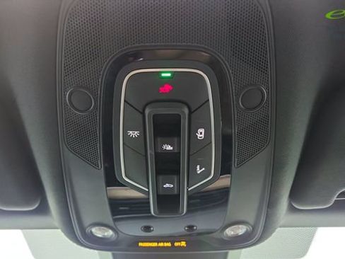 Used 2024 Audi Q8 e-tron Prestige w/ Prestige Package AWD/4WD image 57