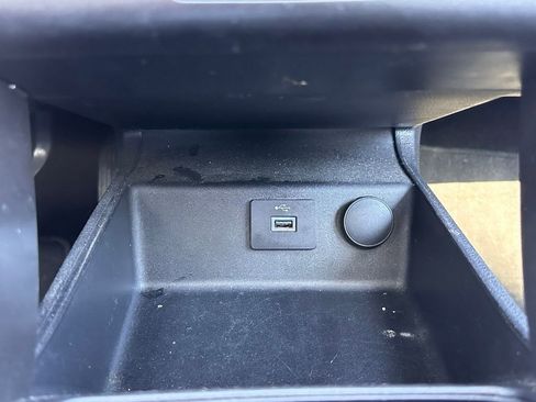 Used 2018 Ford Fusion SE image 31