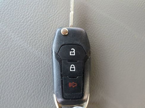 Used 2017 Ford F250 XL w/ Power Equipment Group image 24