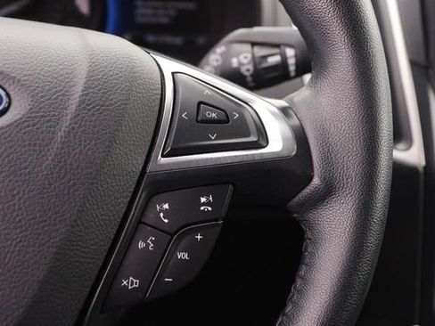 Certified 2024 Ford Edge SEL image 12