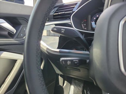 Certified 2025 Audi Q3 2.0T Premium AWD/4WD image 19