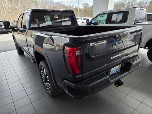 Used 2024 GMC Sierra 2500 Denali Ultimate w/ Max Trailering Package image 8