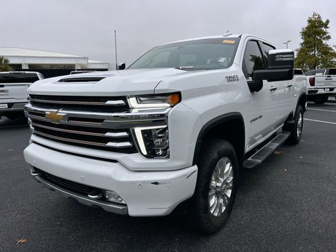 Used 2021 Chevrolet Silverado 2500 High Country w/ Z71 Off-Road Package image 5