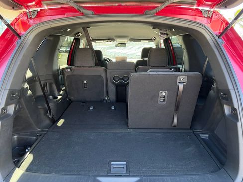 Used 2023 Honda Pilot Sport image 21