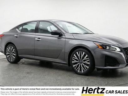Used 2025 Nissan Altima 2.5 SV