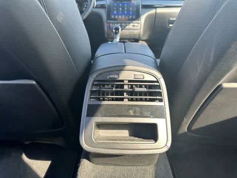 Used 2017 Maserati Quattroporte S image 23